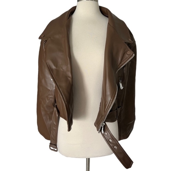 NWT LIONESS staten island vegan leather | medium | color brown - Picture 3 of 5